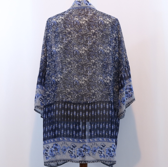 Wild Blue Chiffon Print Open Front Kimono - Picture 5 of 8
